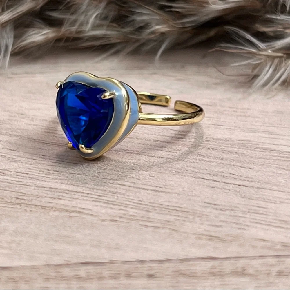 Amour Rings Collection - Picture 11 of 12